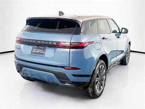 2026 Land Rover Range Rover Evoque Dynamic SE