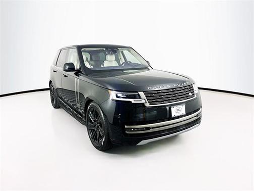 2023 Land Rover Range Rover P530 SE
