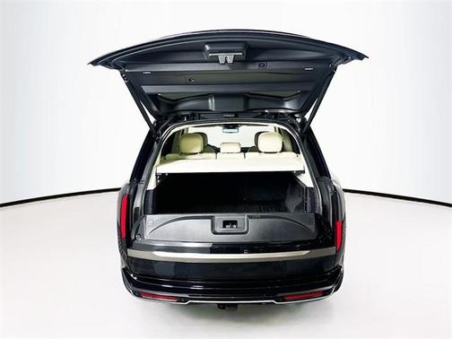 2023 Land Rover Range Rover P530 SE