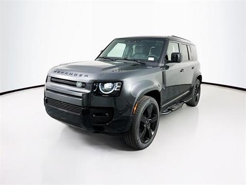 2025 Land Rover Defender P400 X-Dynamic SE