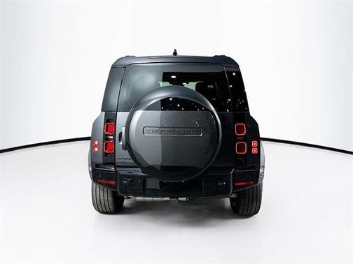 2025 Land Rover Defender P400 X-Dynamic SE