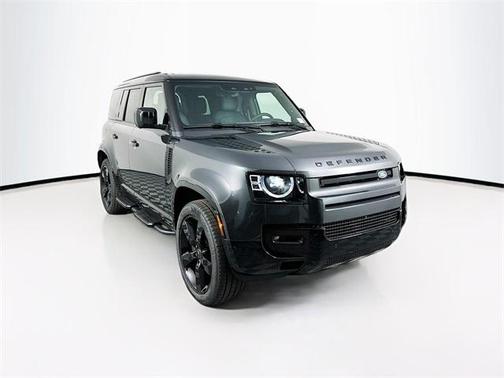 2025 Land Rover Defender P400 X-Dynamic SE