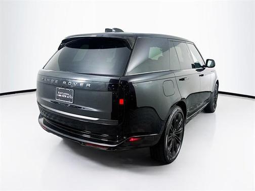 2025 Land Rover Range Rover P400 SE