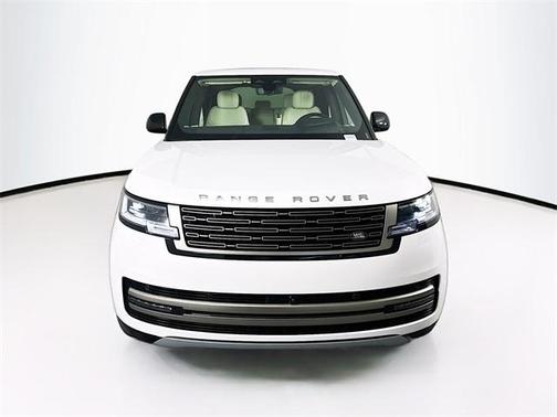 2025 Land Rover Range Rover P400 SE 7 Seat