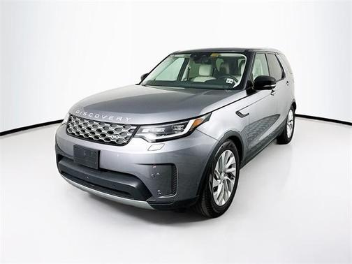 2024 Land Rover Discovery P300 S