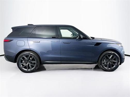 2025 Land Rover Range Rover Sport P360 SE