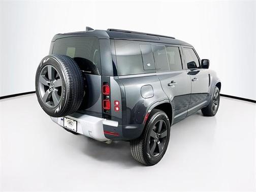2024 Land Rover Defender P300