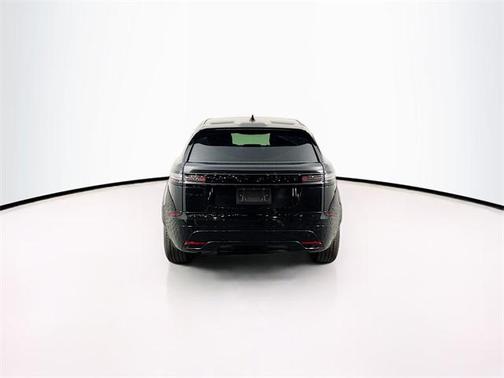 2026 Land Rover Range Rover Velar P250 Dynamic SE