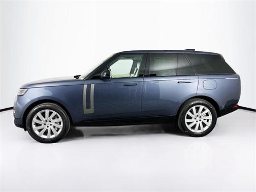 2025 Land Rover Range Rover P550e SE