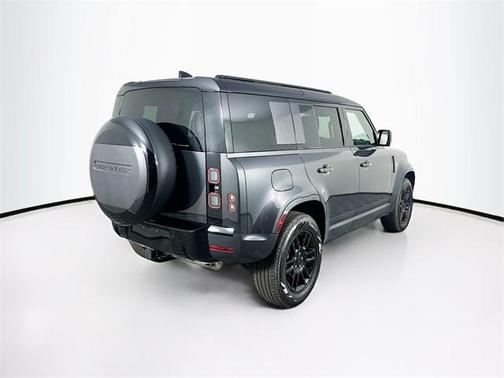 2026 Land Rover Defender 110 S