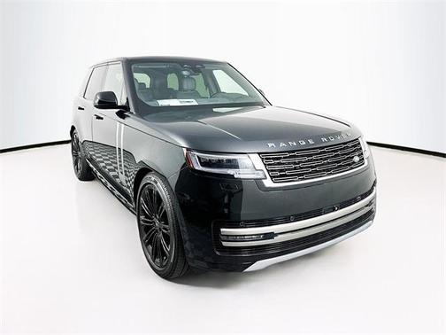 2025 Land Rover Range Rover P530 SE
