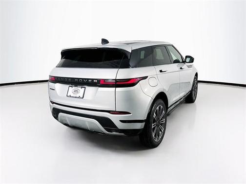 2026 Land Rover Range Rover Evoque Dynamic SE