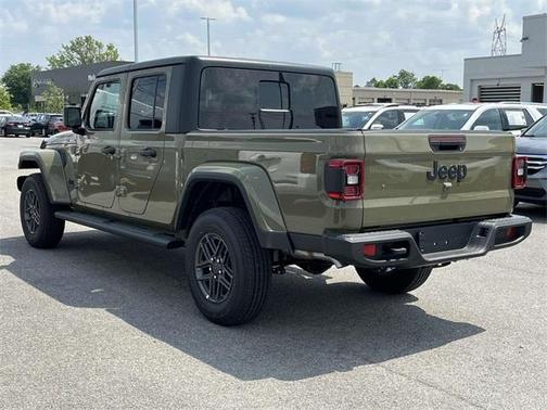 2025 Jeep Gladiator Sport