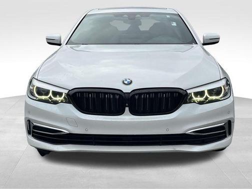 2019 BMW 540 i