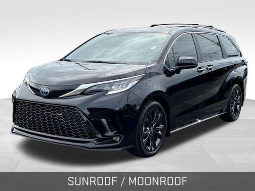 2024 Toyota Sienna XSE 7 Passenger