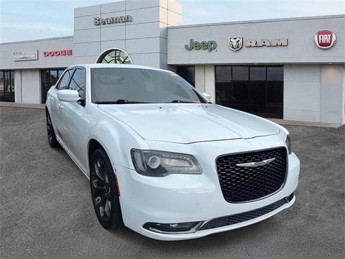 2016 Chrysler 300 S