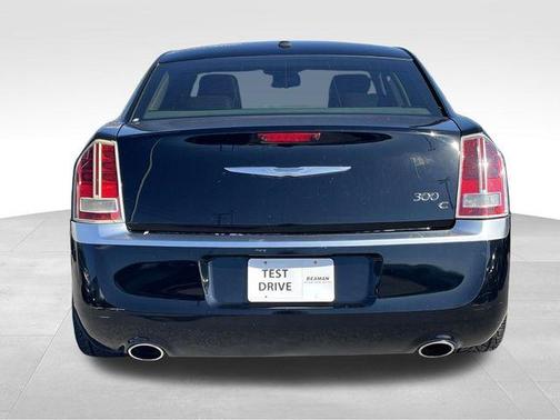 2012 Chrysler 300C Luxury Series