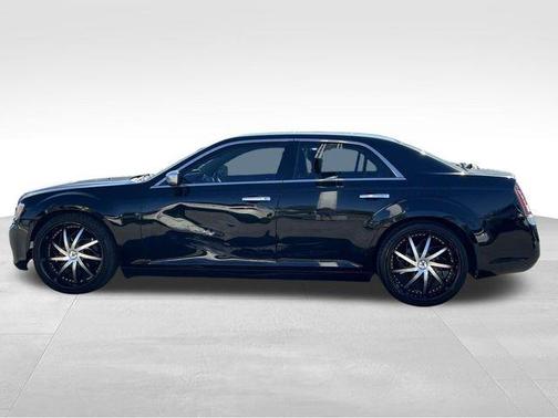 2012 Chrysler 300C Luxury Series