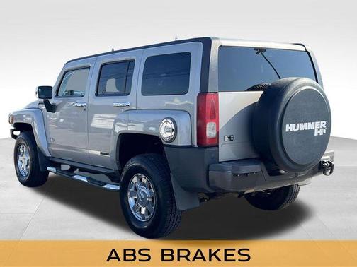 2006 Hummer H3 Base