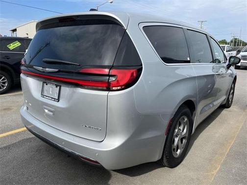 2024 Chrysler Pacifica Limited