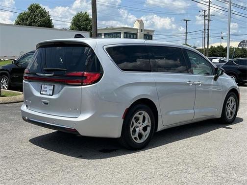 2024 Chrysler Pacifica Limited