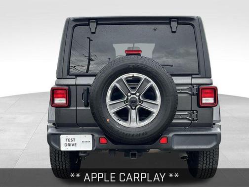 2021 Jeep Wrangler Unlimited Sahara
