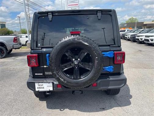 2021 Jeep Wrangler Unlimited Sahara Altitude