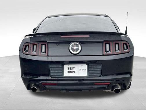 2014 Ford Mustang V6