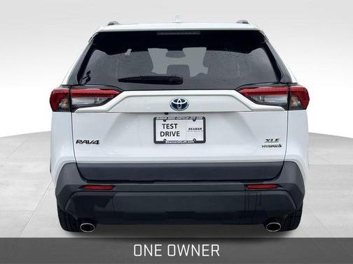 2023 Toyota RAV4 Hybrid XLE