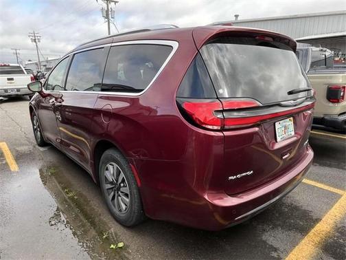 2021 Chrysler Pacifica Hybrid Touring L