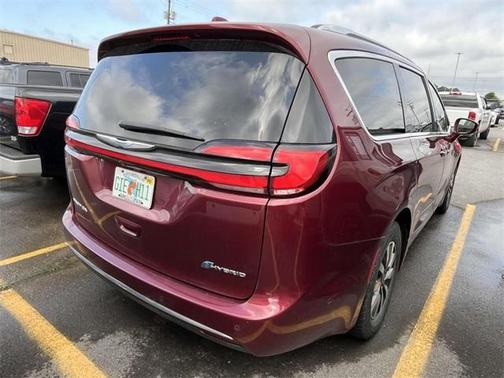 2021 Chrysler Pacifica Hybrid Touring L