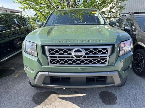 2022 Nissan Frontier SV