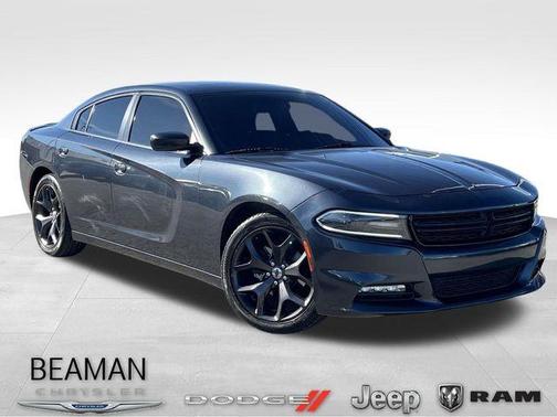 2017 Dodge Charger SXT