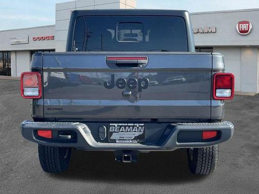 Granite Crystal Clearcoat Metallic 2023 Jeep Gladiator Sport