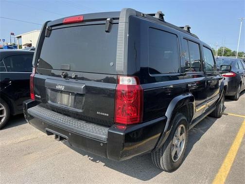 2010 Jeep Commander Sport