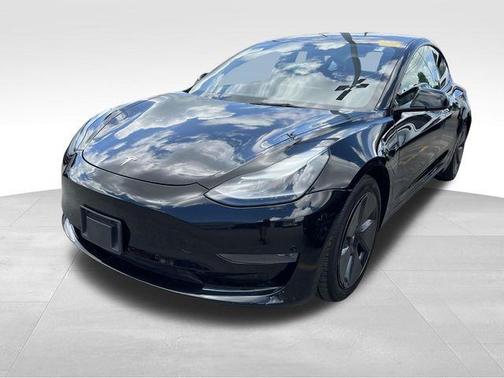 2022 Tesla Model 3 Base