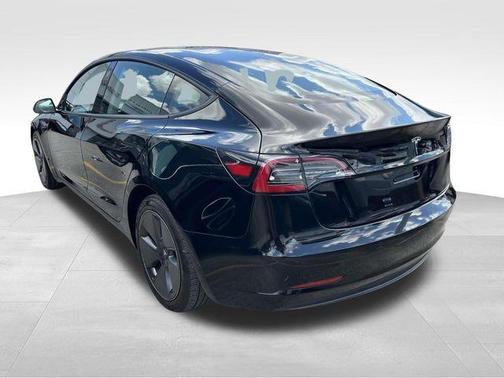 2022 Tesla Model 3 Base