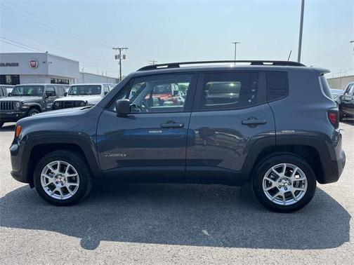 2022 Jeep Renegade Latitude