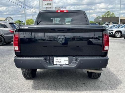 2024 RAM 1500 Classic SLT