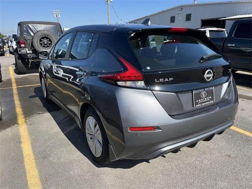 2023 Nissan Leaf S