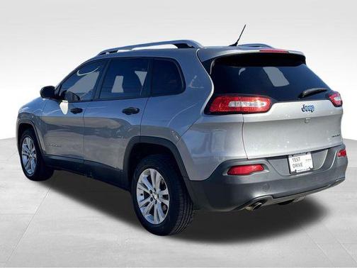 2015 Jeep Cherokee Sport