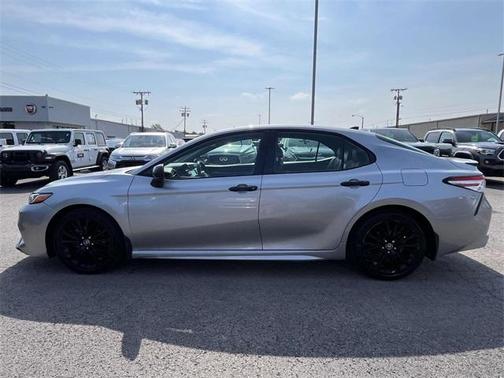 2020 Toyota Camry SE Nightshade
