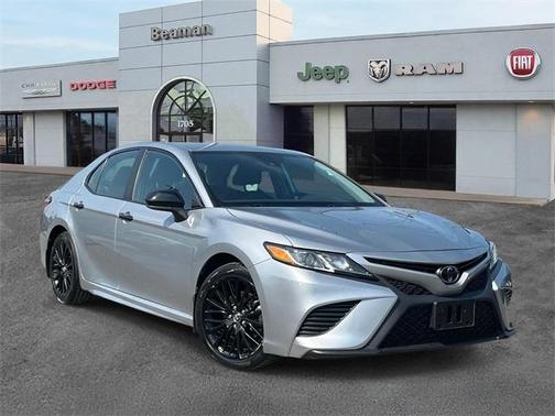 2020 Toyota Camry SE Nightshade