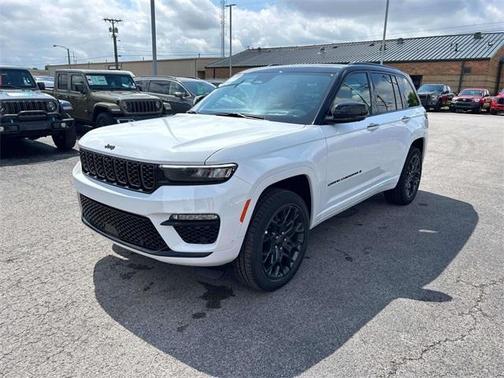 2025 Jeep Grand Cherokee Summit