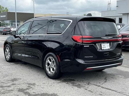2024 Chrysler Pacifica Limited
