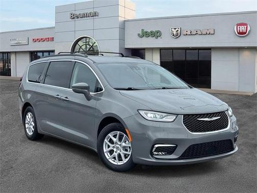 2022 Chrysler Pacifica Touring-L