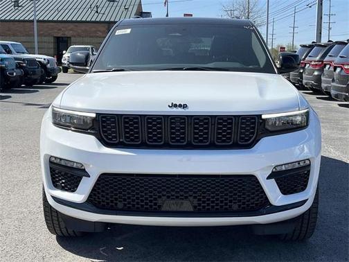 2025 Jeep Grand Cherokee Summit