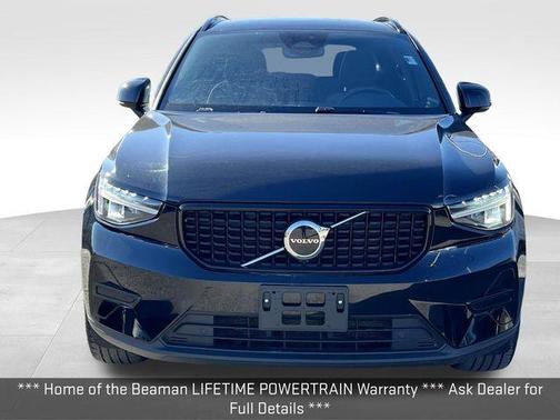 2024 Volvo XC40 B5 Core