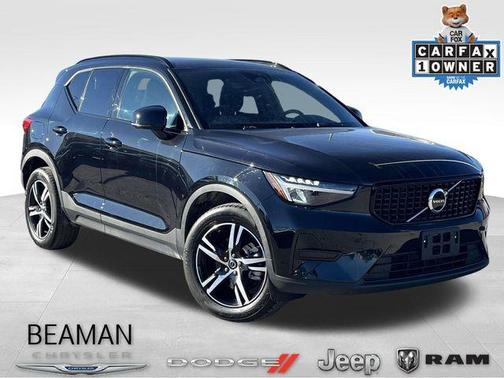 2024 Volvo XC40 B5 Core