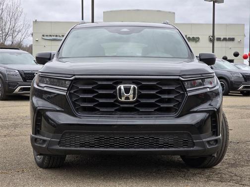2025 Honda Pilot Sport